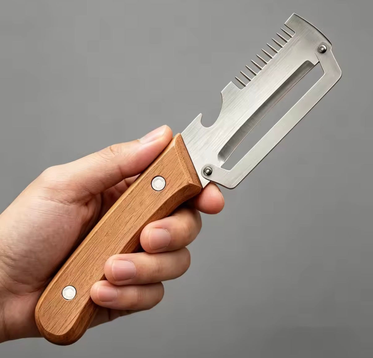 Wooden Multi Functional Vegetable Peeler With Ergonomic Handle For Peeling