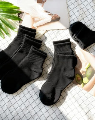 Problems Solved women's breathable ankle socks with cushioning, 10 pairs of moisture-wicking, comfortable athletic sock pairs.