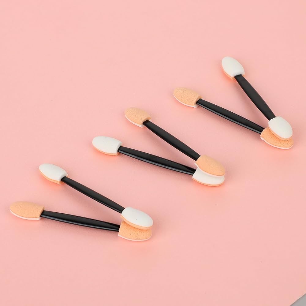 Set of 120 disposable eyeshadow applicators by Problems Solved, 2.5-inch sponge applicators for precise eye makeup application.